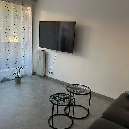 Chambre Avec Salle D'Eau Privee Dans Appartement Partage 200 M Du Tram Μονπελιέ Εξωτερικό φωτογραφία