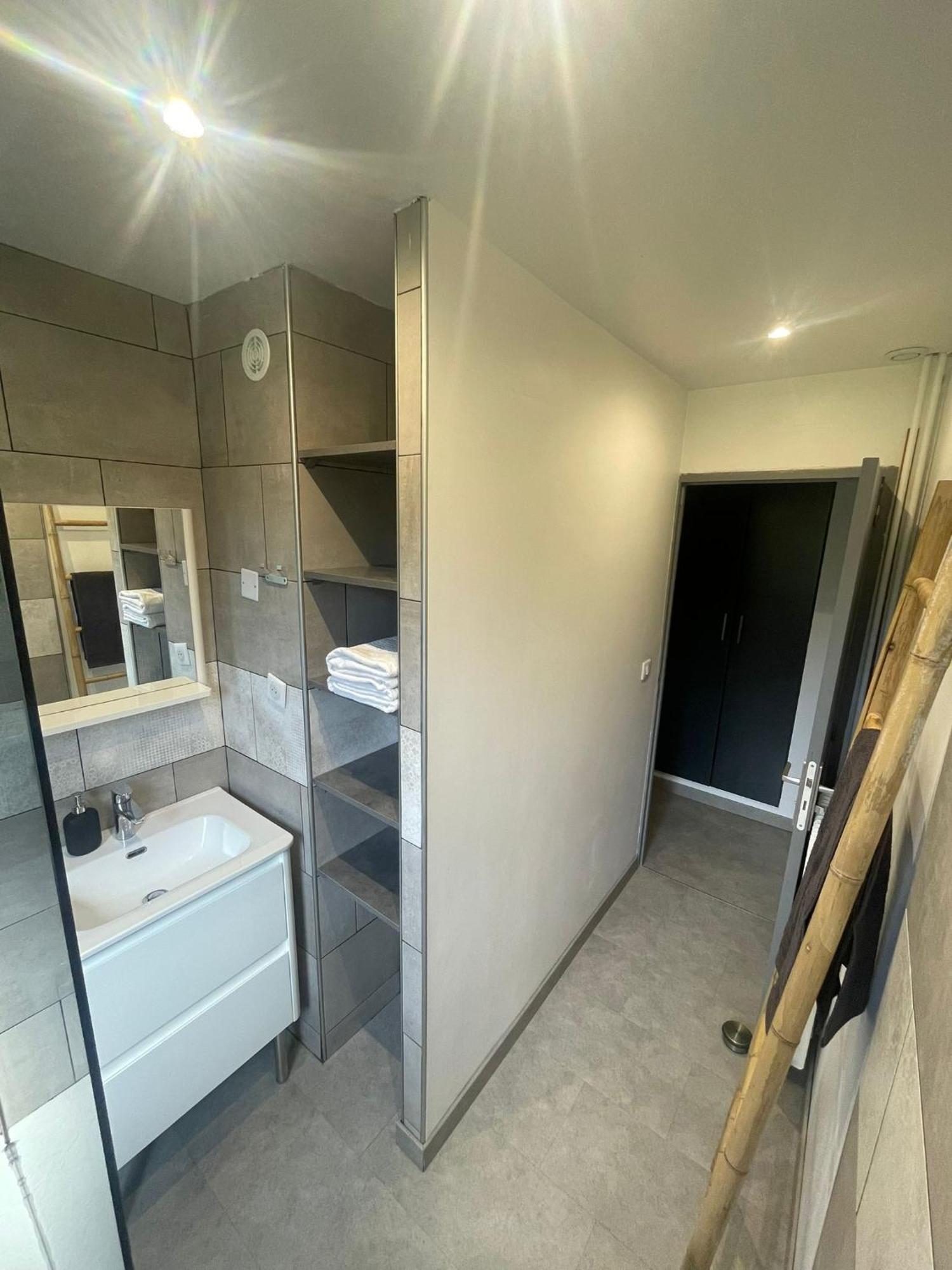 Chambre Avec Salle D'Eau Privee Dans Appartement Partage 200 M Du Tram Μονπελιέ Εξωτερικό φωτογραφία