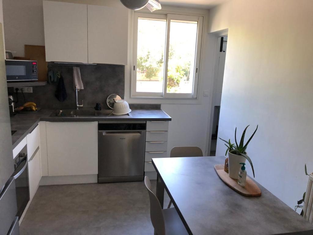 Chambre Avec Salle D'Eau Privee Dans Appartement Partage 200 M Du Tram Μονπελιέ Εξωτερικό φωτογραφία